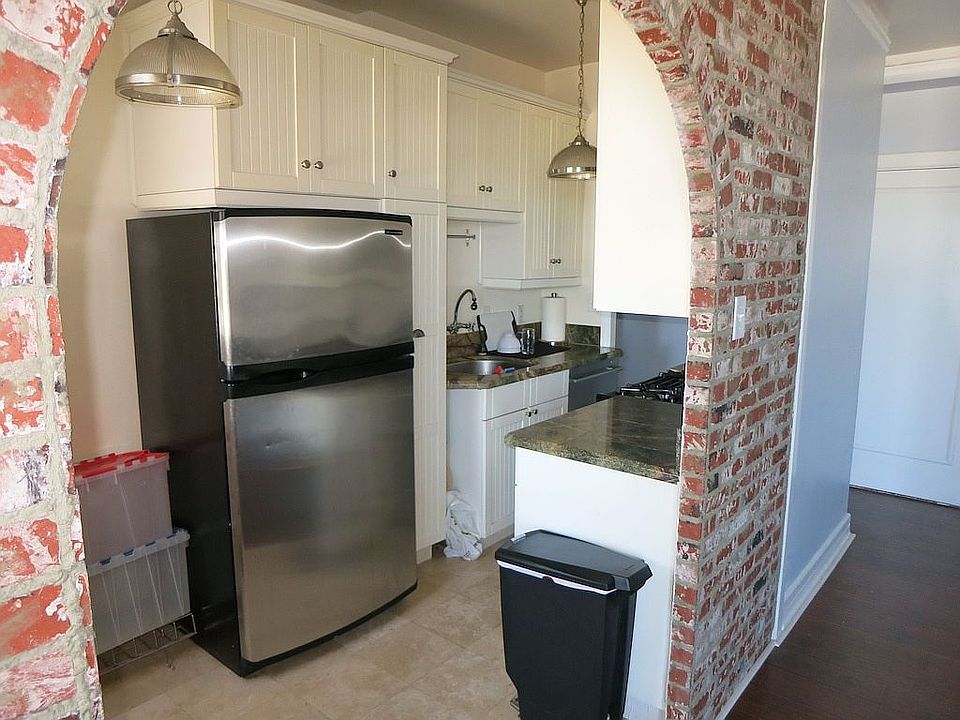 1st image of 315 W 3rd St Unit 611