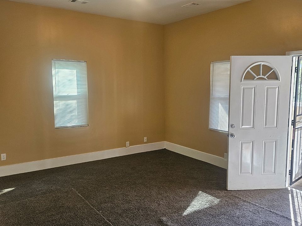 2nd image of 1174 Lawton Dr