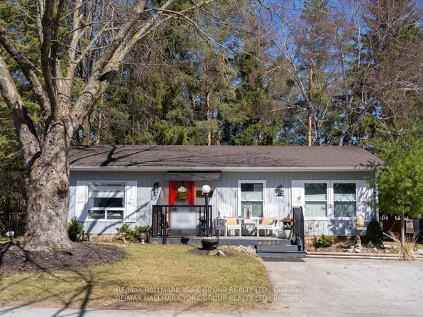 18 Cherrywood Ln, Innisfil, ON L9S 1M6