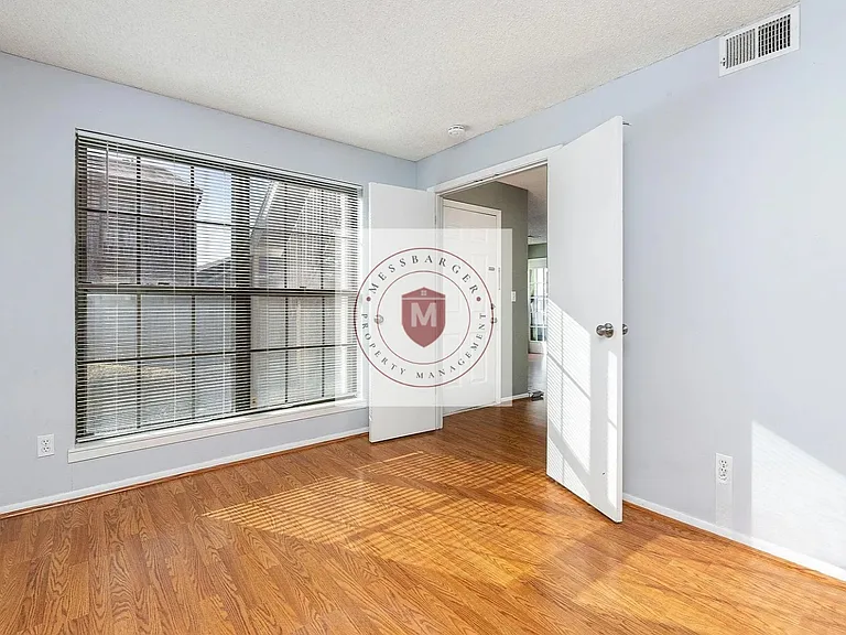 12631 W 110th Ter — Photo 11