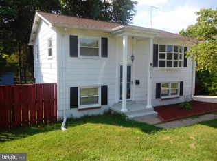 14310 Fairview Ln, Woodbridge, VA 22193