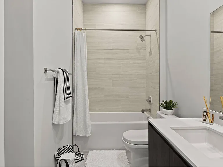 Oasis Pointe — Photo 29