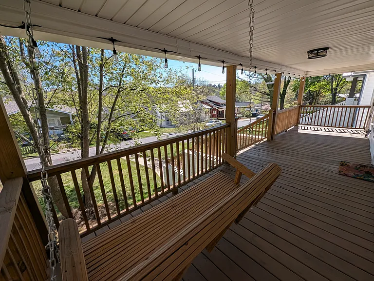 30 Woodrow Ave — Photo 27