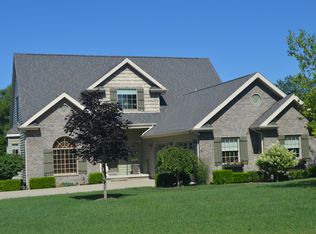 6351 Green Ridge Ave, New Carlisle, OH 45344