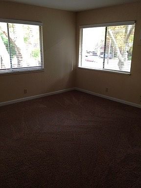 4th image of 2320 H St APT 7