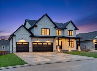8 Edgeview Cres, Middlesex Centre, ON N0L 1R0