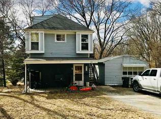 931 Dewey St, Iowa City, IA 52245