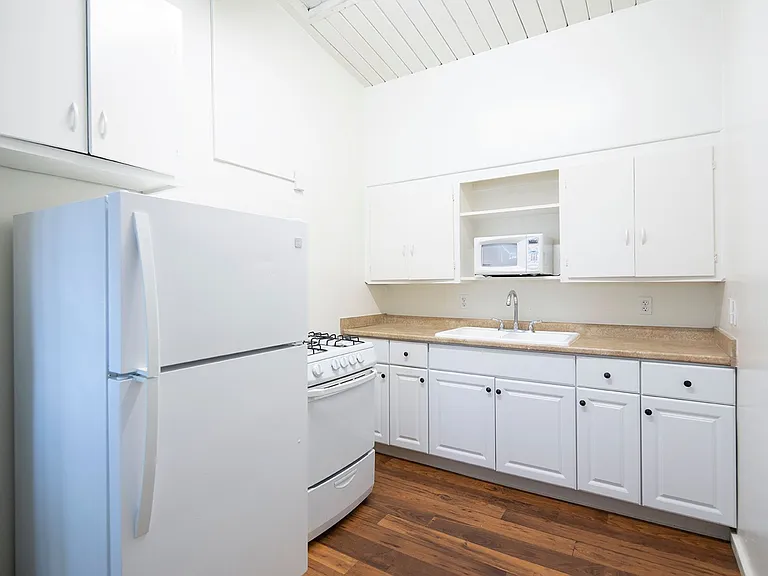 Aztec Lofts Apartments — Photo 37