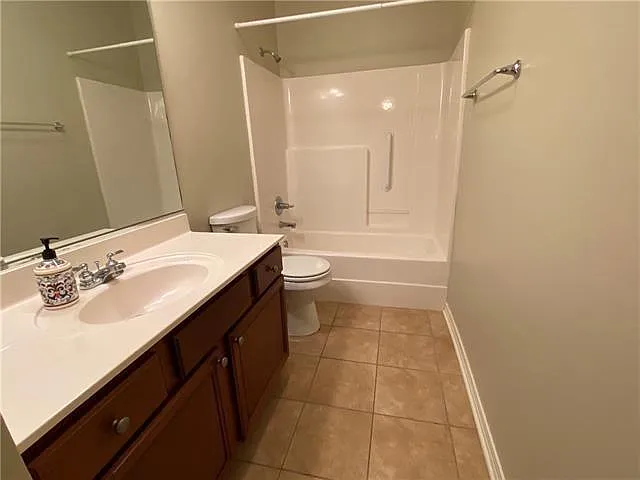 35 New Canaan Hills Ct — Photo 15