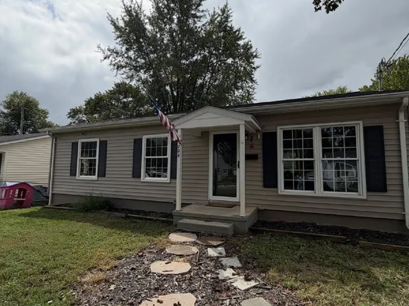 706 W 14th St, Front Royal, VA 22630