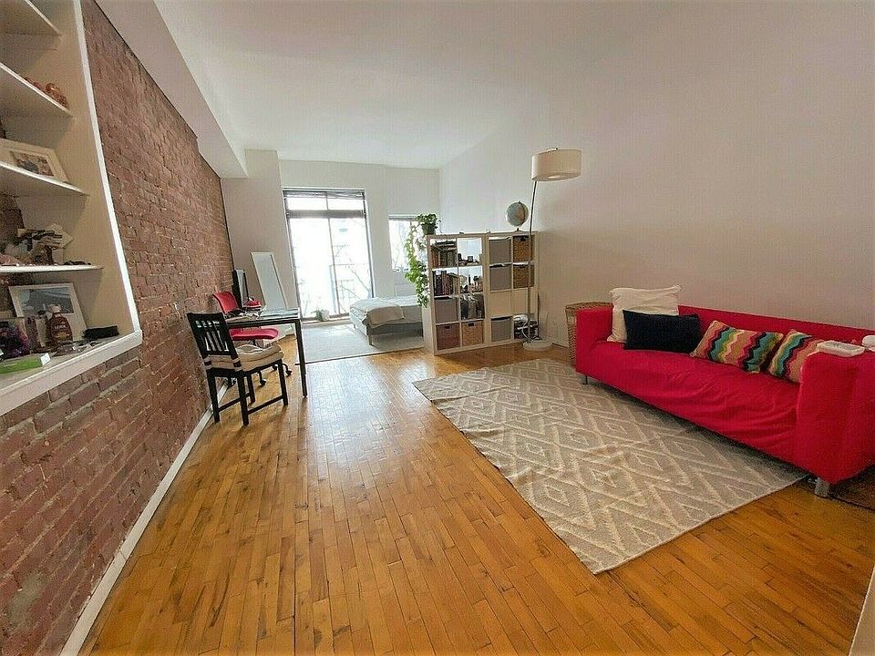 2nd image of 325 E 64th St #426