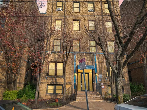 260 Harrison Ave APT 301, Jersey City, NJ 07304