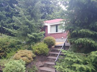 4202 32nd Ave W, Seattle, WA 98199