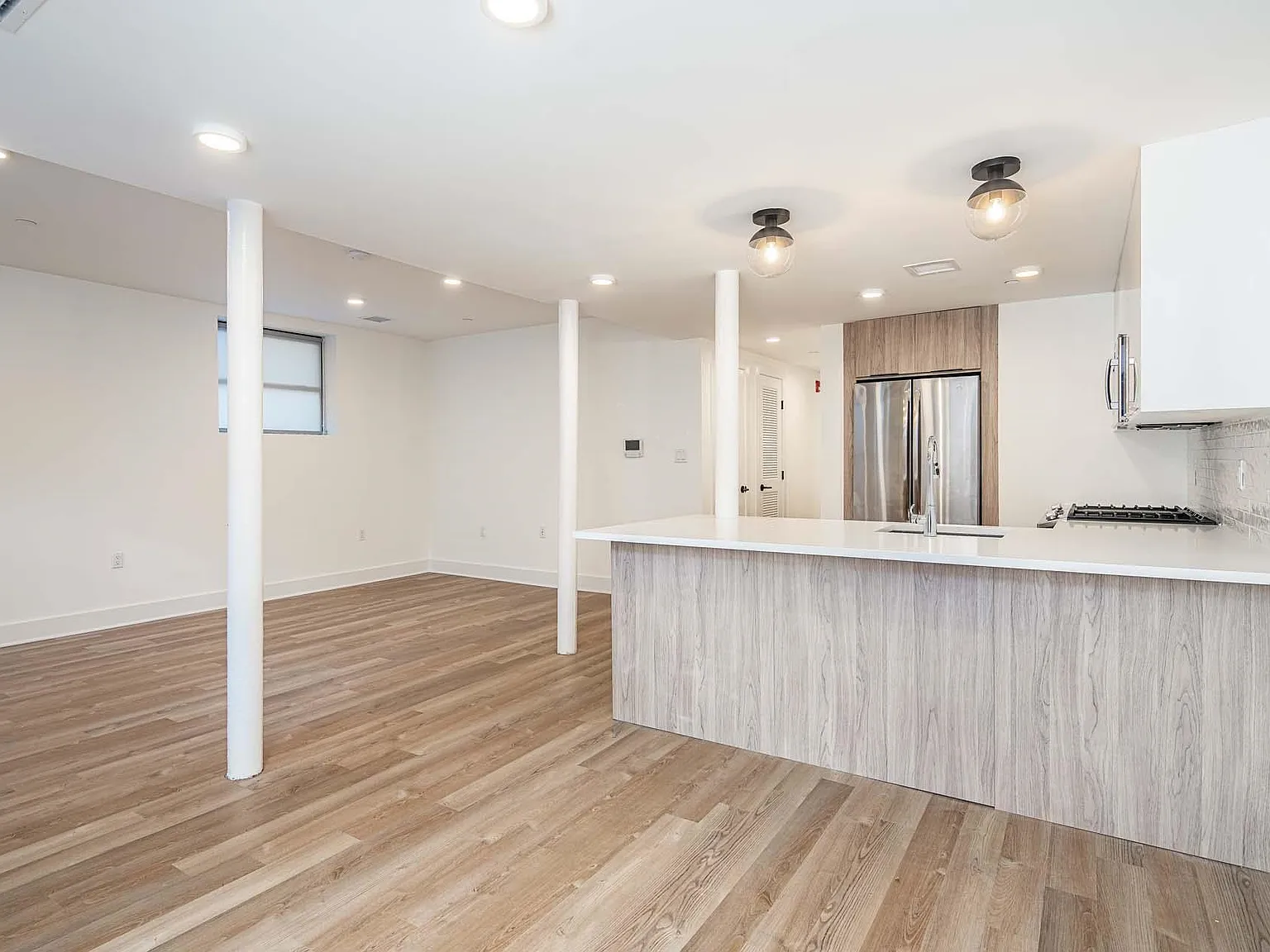 105 South Street — Photo 2