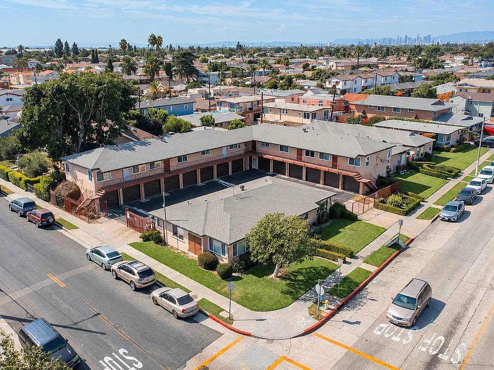 10931 California Ave #10999