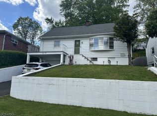 90 Katz Ave, Paterson, NJ 07502