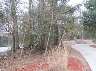 2088 Geneva Ln, Muskegon, MI