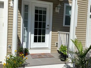 260 S Main St APT 5, Attleboro, MA 02703