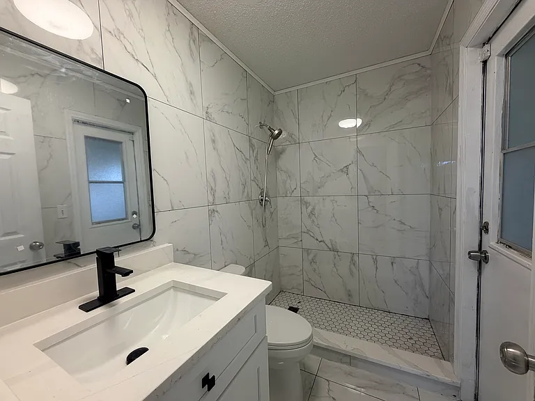 1365 Alton Rd — Photo 9