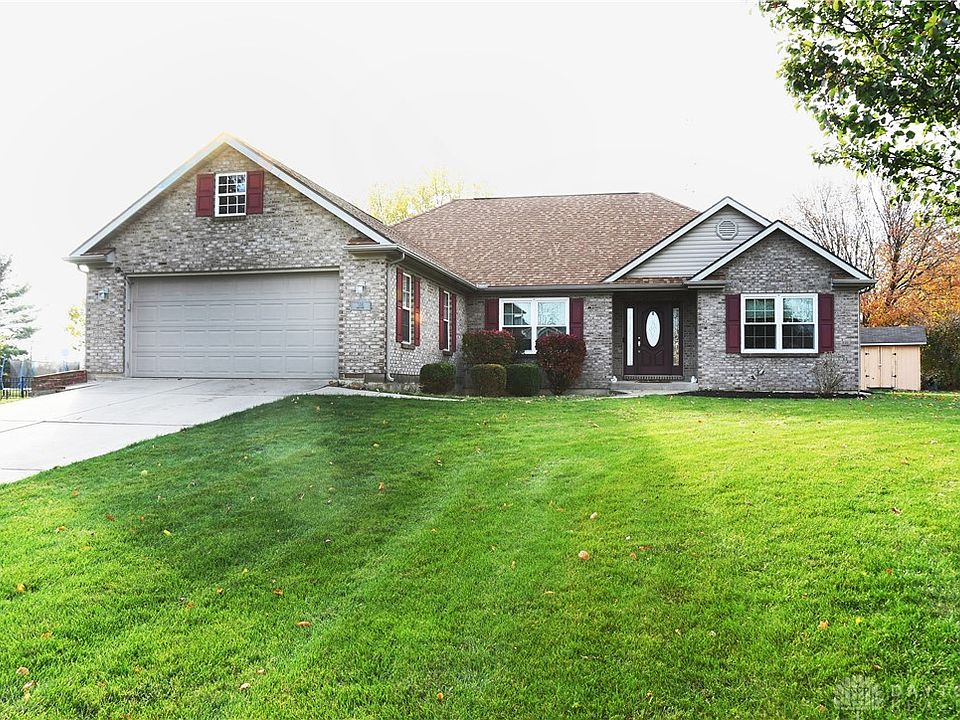 1st image of 384 Greystone Dr