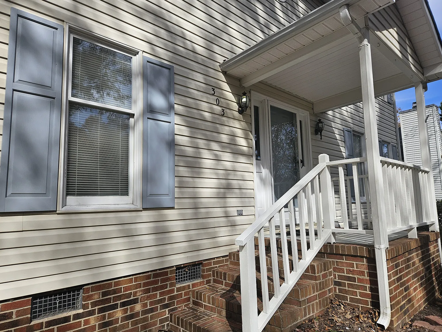 3 bed, 2.5 bath, 2164 sqft, $1,945 — Photo 3