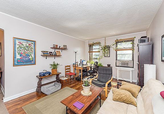 4th image of 76-12 Ditmars Blvd #C-3