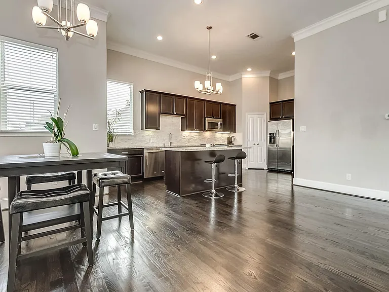 1615 Shearn St — Photo 10