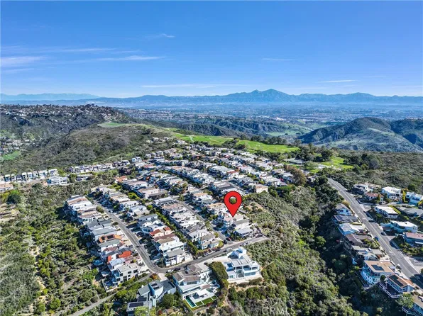 820 Acapulco St, Laguna Beach, CA 92651