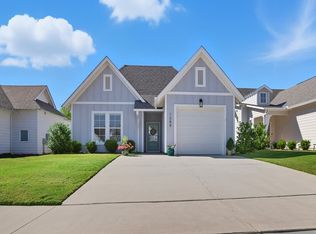 1288 Woodland Cir, Opelika, AL 36801