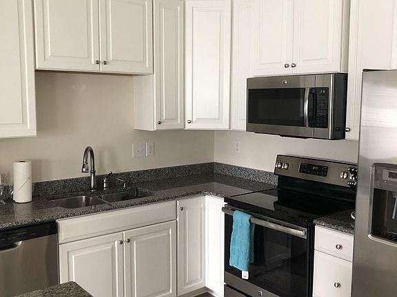 5th image of 7411 Red Mulberry Way #1076D