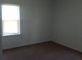 22 Lawndale St FLOOR 1, Springfield, MA 01108