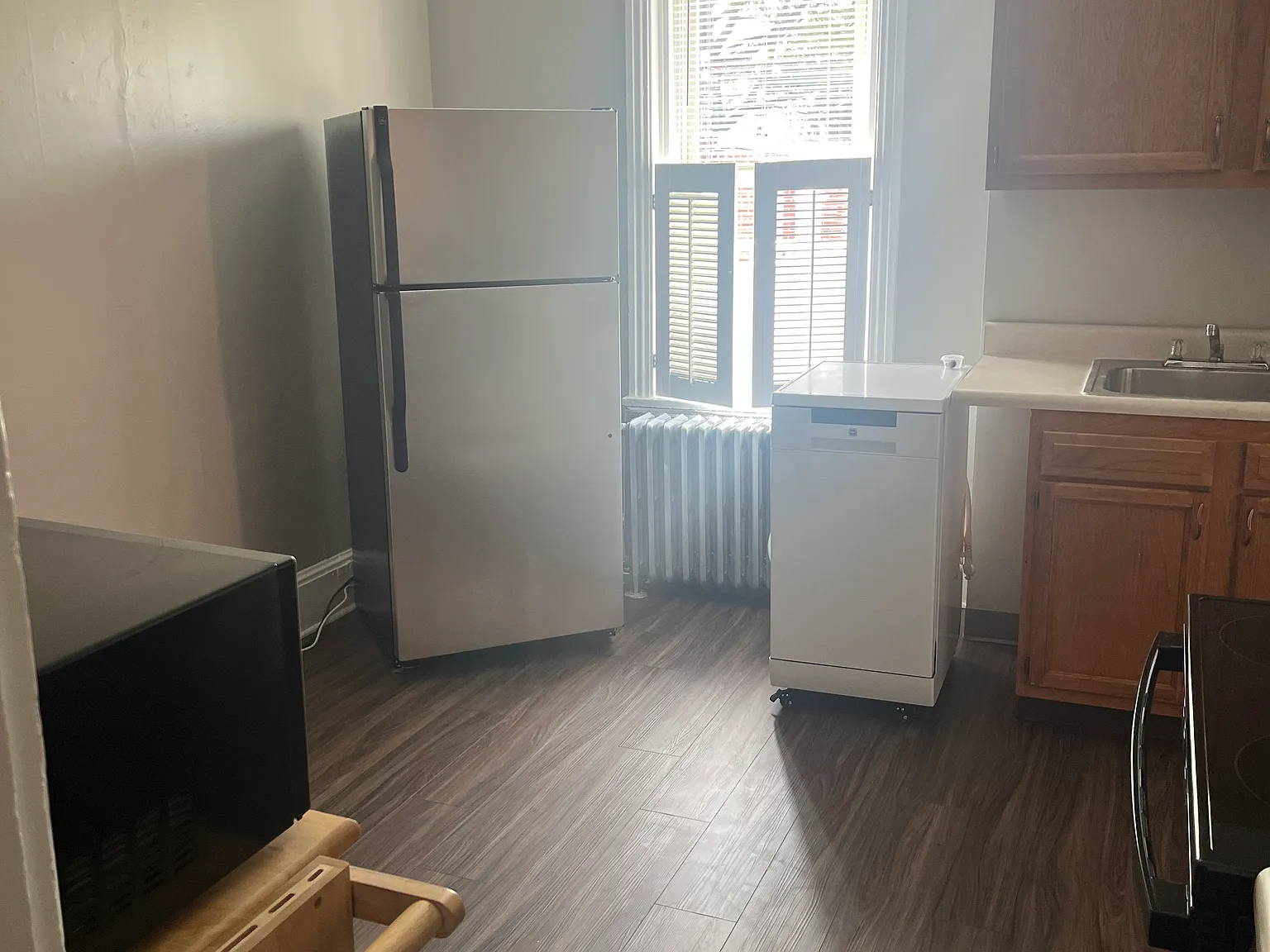 2 bed, 850 sqft, $1,800 — Photo 4