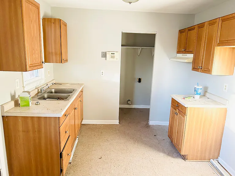 5500 Rustic Way — Photo 9