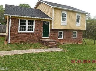 1415 Pebblebrook Rd, Winston Salem, NC 27105