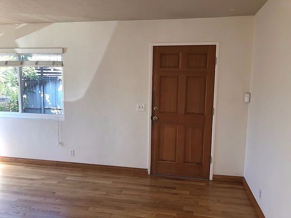 3rd image of 3028 Vancouver Ave #3030