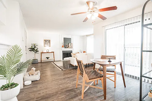 Riverwalk Apartments Photo 1
