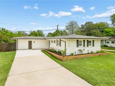 3701 Page Dr, Metairie, LA, 70003