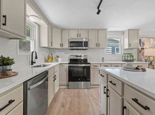 110 S 15th St, Decatur, IN 46733