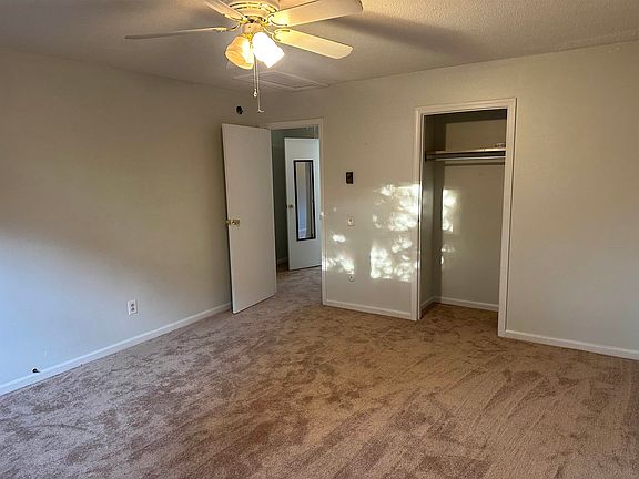 4th image of 606 Mill Pond Road #3