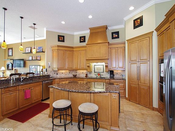 2nd image of 4964 Lazy Oaks Way