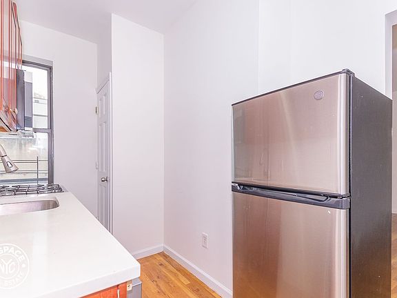 5th image of 879 De Kalb Ave #11XX