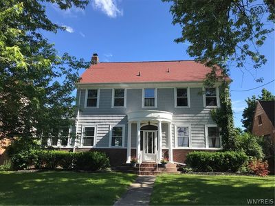 8640 Champlain Ave, Niagara Falls, NY, 14304