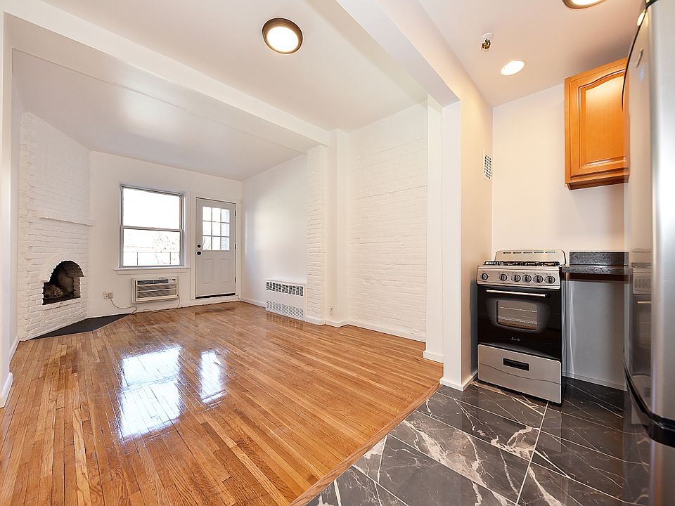 1st image of 335 W 20th St APT 1RE