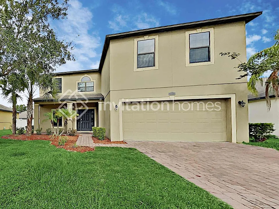 2222 50th Street Cir E