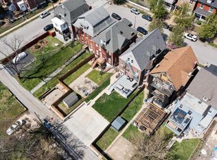 5182 Maple Ave, Saint Louis, MO