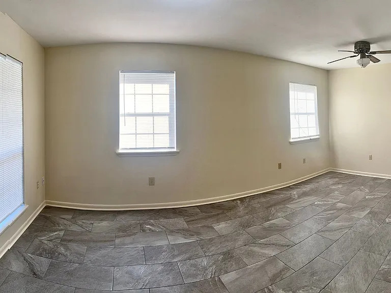 111 Mallard Dr #A — Photo 2