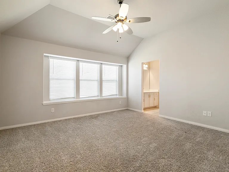 1113 Granger Dr — Photo 29