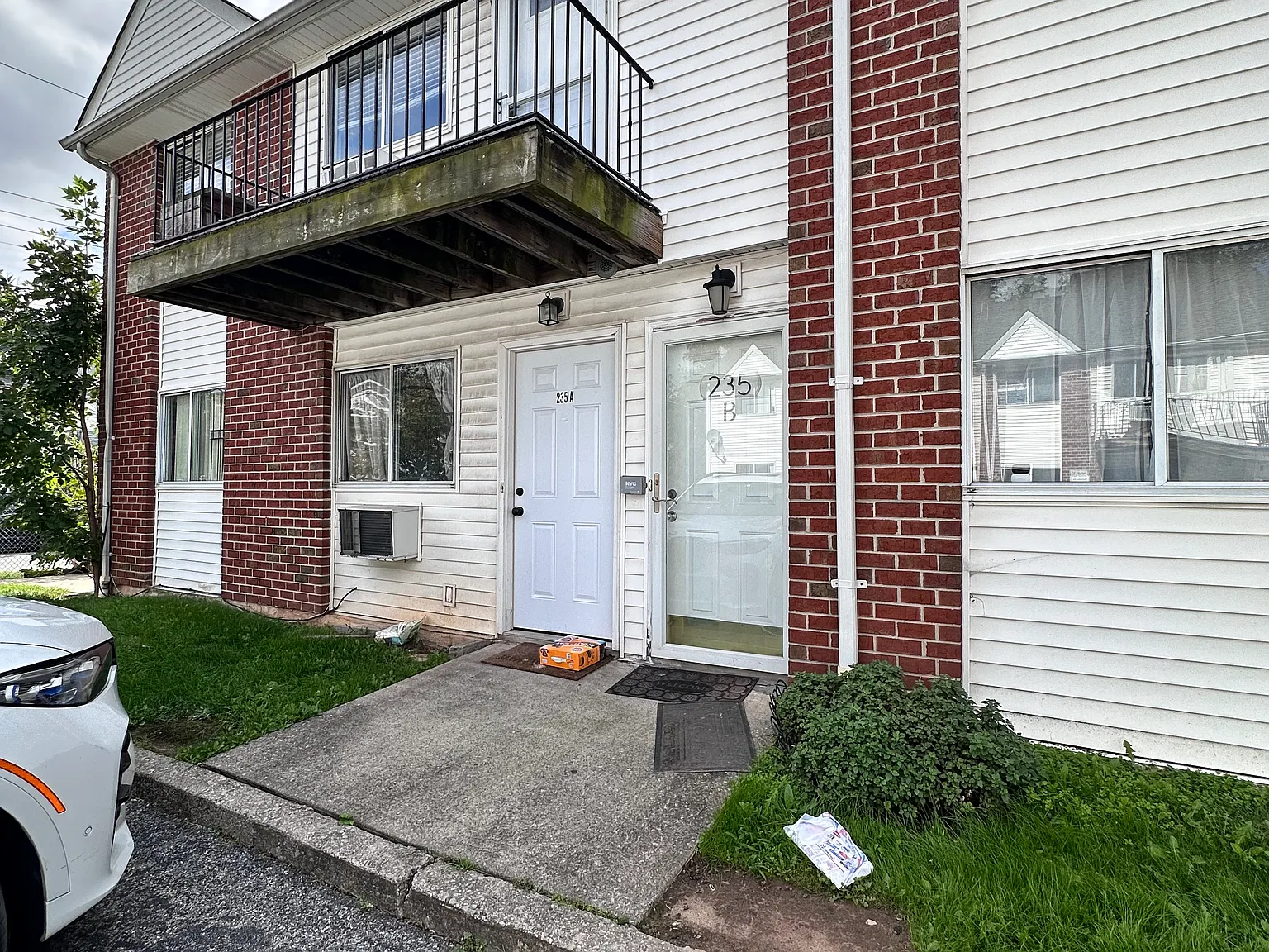 235 Maple Pkwy — Photo 1