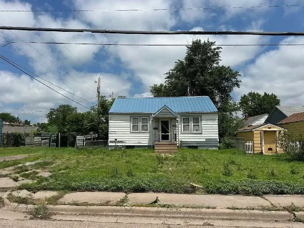2910 19th St, Great Bend, KS 67530
