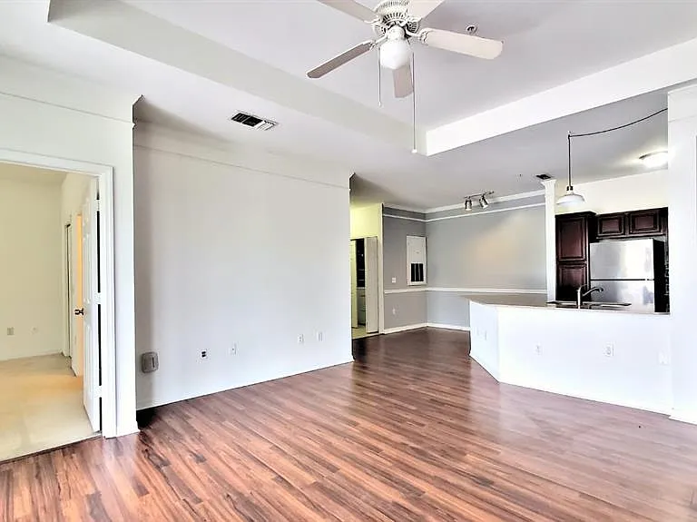 6413 Astor Village Ave #315 — Photo 7